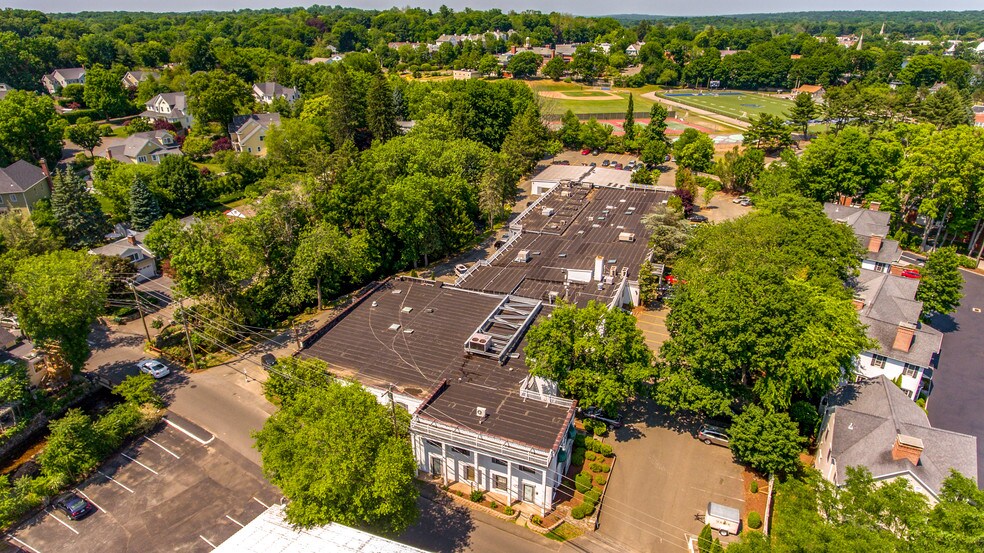 More Photos Of 25 Sylvan Rd S, Westport Office For Lease