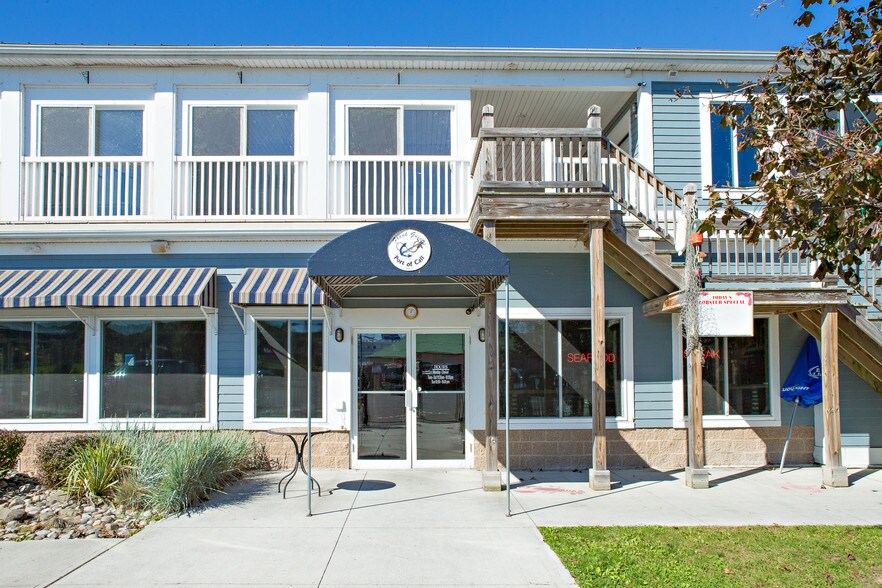 More Photos Of 7 Main St, Catskill General Retail For Sale