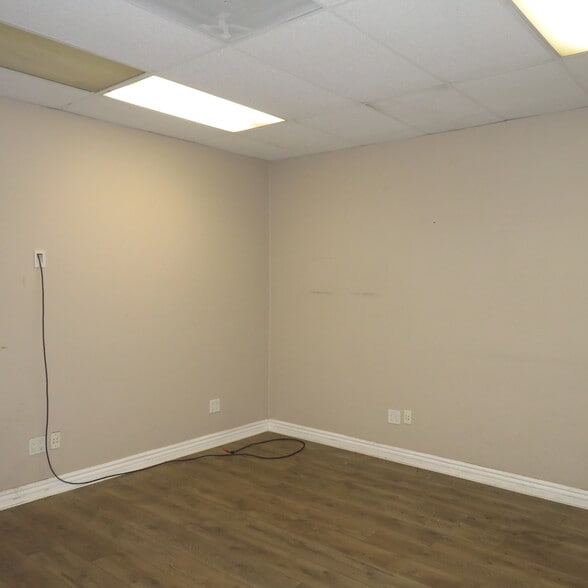 More Photos Of 17026-17030 E Cypress St, Covina Medical For Lease