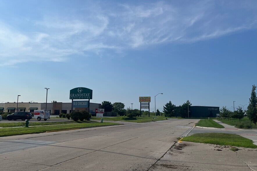 More Photos Of 310 S 17th St, Ames Land For Sale