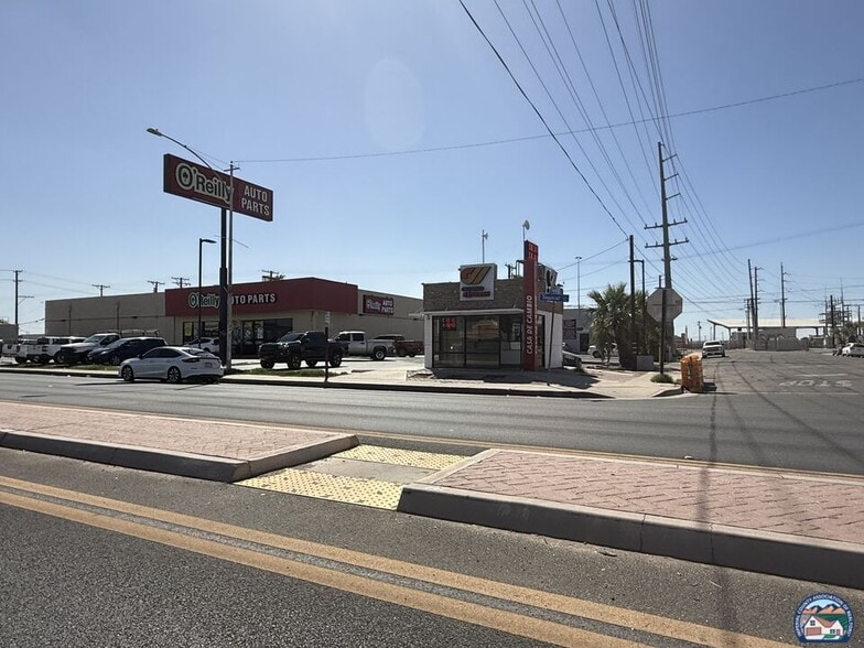 Primary Photo Of 311 Imperial Ave, Calexico Freestanding For Sale