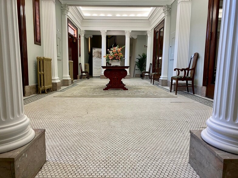 More Photos Of 1201 Felix St, Saint Joseph Lodge Meeting Hall For Sale