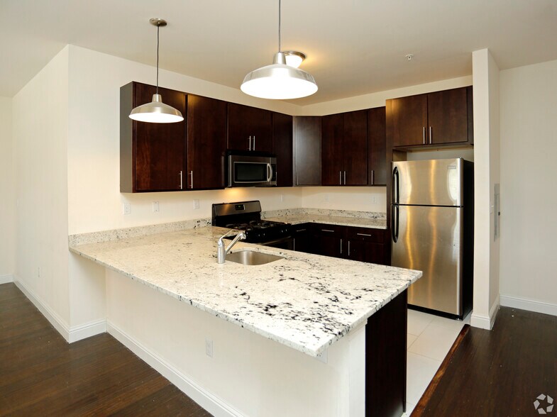 More Photos Of 120 Halsted St, East Orange Apartments For Sale