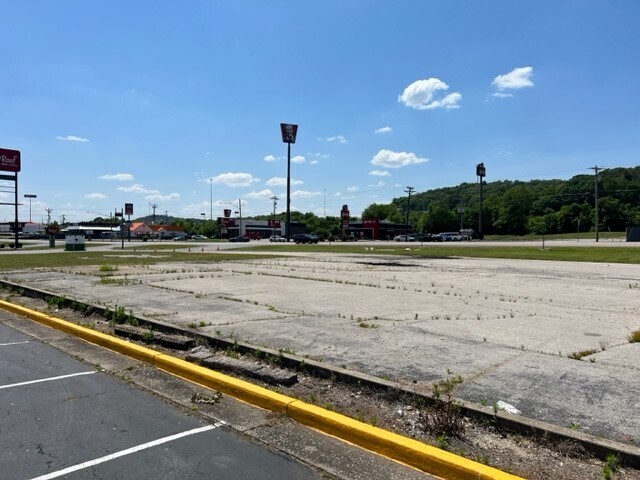 More Photos Of 805 Mammoth Cave St, Cave City Land For Sale