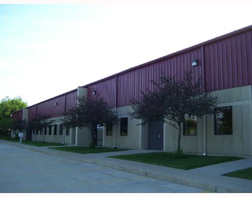 Primary Photo Of 760 Kacena Dr, Hiawatha Warehouse For Lease