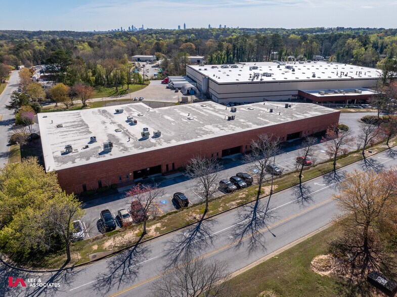 More Photos Of 3471 Atlanta Industrial Pky, Atlanta Flex For Lease