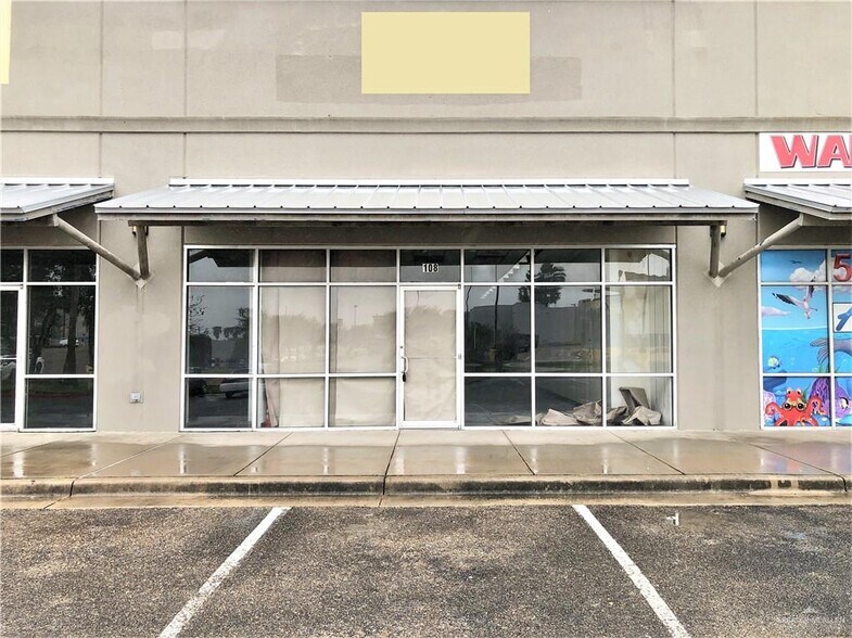 More Photos Of 4322 N Conway Ave, Palmhurst Freestanding For Lease