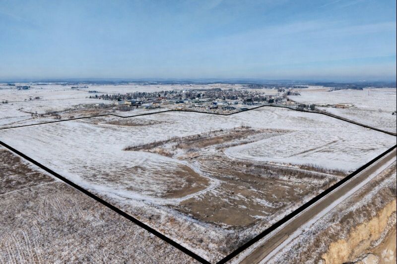 More Photos Of Highway 51, Arlington Land For Sale