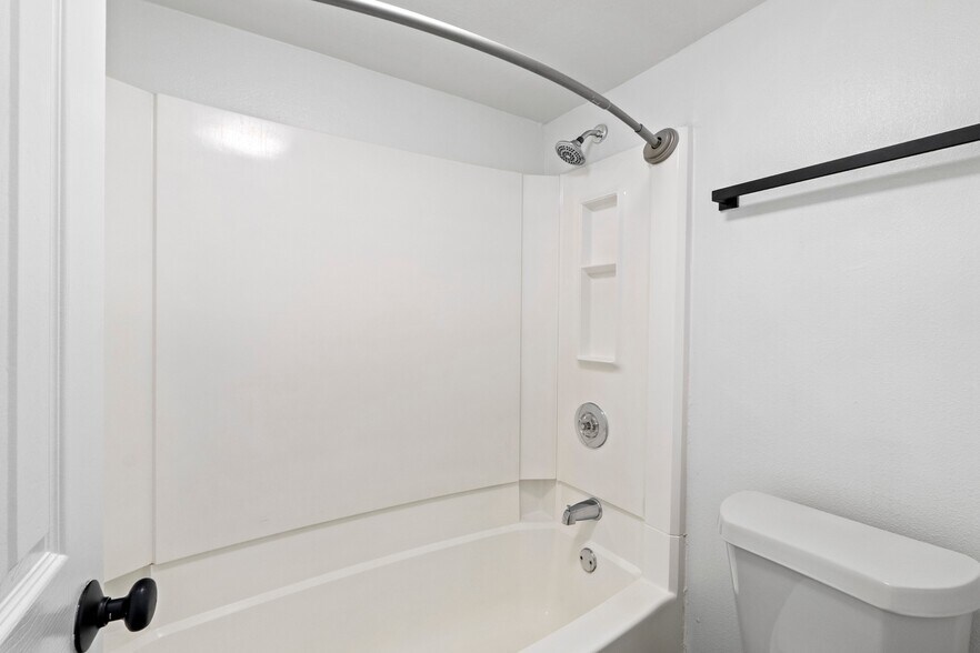 More Photos Of 3707 Cedar St, Austin Apartments For Sale