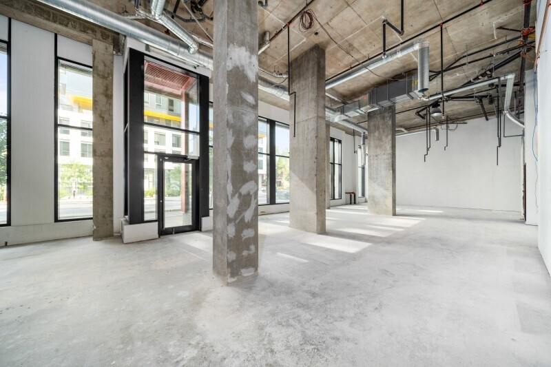 More Photos Of 20 Boul de Maisonneuve O, Montréal Apartments For Lease