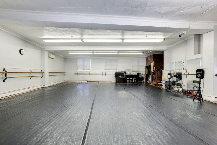 More Photos Of 1200 Delafield Pl NW, Washington Specialty For Sale