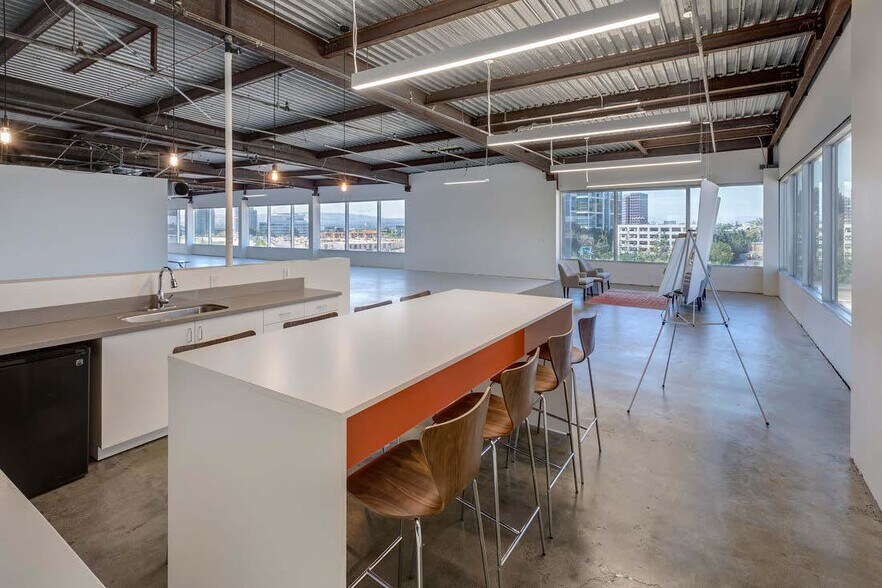 More Photos Of 2445 McCabe Way, Irvine Unknown For Lease