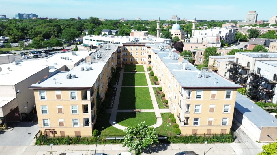 Primary Photo Of 4612-4626 S Lake Park Ave, Chicago Apartments For Sale