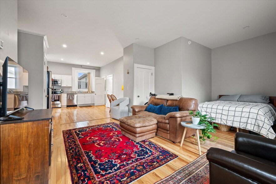 More Photos Of 72 3rd St, Bangor Apartments For Sale