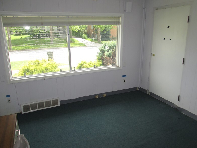 More Photos Of 485-487 Front St, Berea Office Residential For Sale