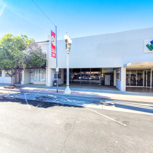 Primary Photo Of 213 W 7th St, Hanford Office For Lease