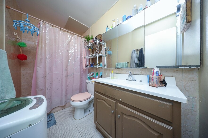 More Photos Of 1505 Gravesend Neck Rd, Brooklyn Apartments For Sale