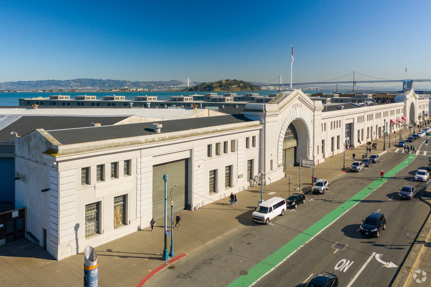 Primary Photo Of The Embarcadero @ Bay St., San Francisco Warehouse For Lease