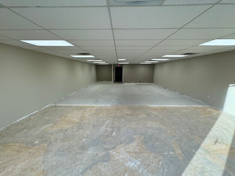 More Photos Of 6461-6475 Belding Rd NE, Rockford Freestanding For Lease