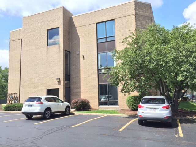 More Photos Of 700 E Ogden Ave, Westmont Medical For Lease