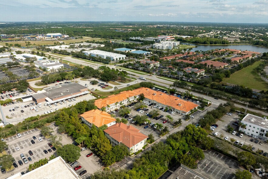 More Photos Of 264 NW Peacock Blvd, Port Saint Lucie Medical For Lease