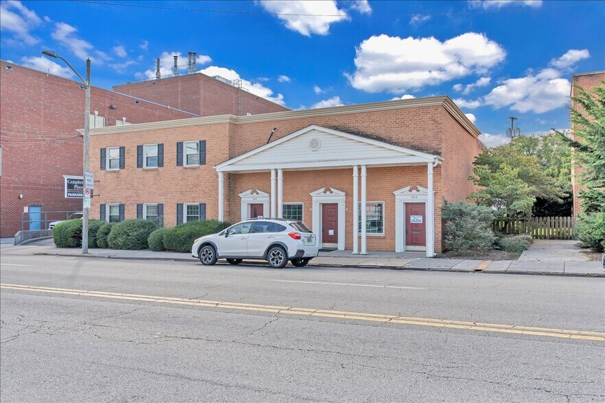 More Photos Of 356-358 Campbell Ave NW, Roanoke Office For Sale