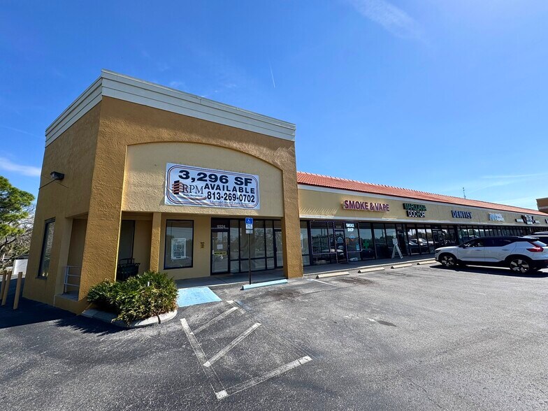 More Photos Of 9304-9324 US Hwy 19 N, Port Richey Unknown For Lease