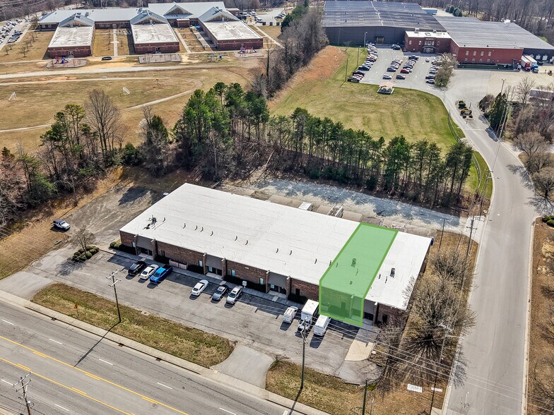 More Photos Of 3202 E Martin Luther King Junior Dr, High Point Light Distribution For Lease