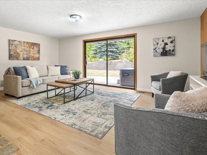 More Photos Of 115 NW Harmony Ln, Corvallis Specialty For Sale