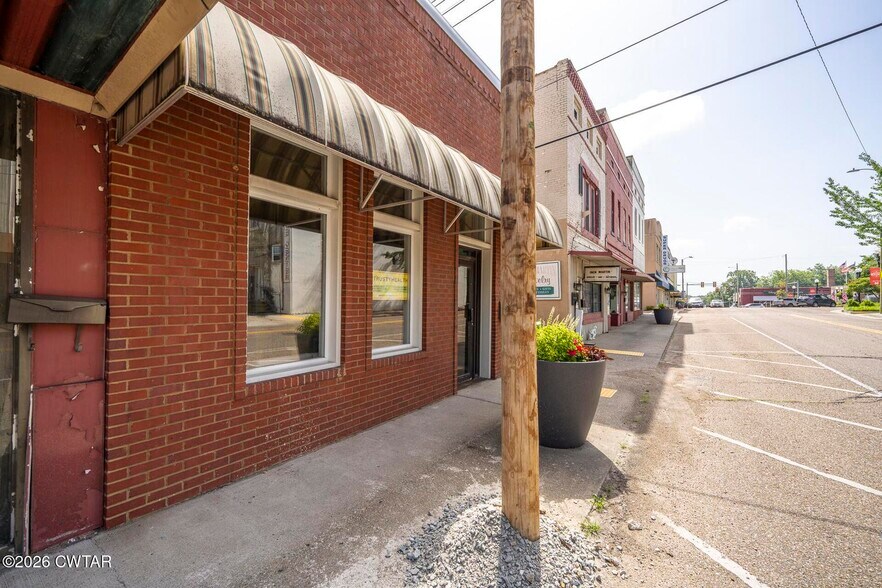 More Photos Of 2372 Cedar St, McKenzie Storefront Retail Office For Sale