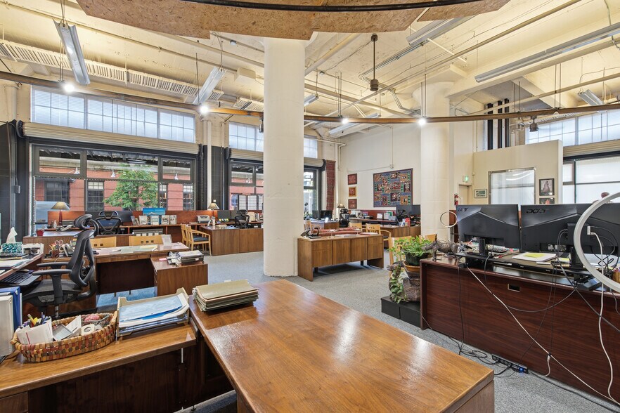 More Photos Of 1314 NW Irving St, Portland Apartments For Sale