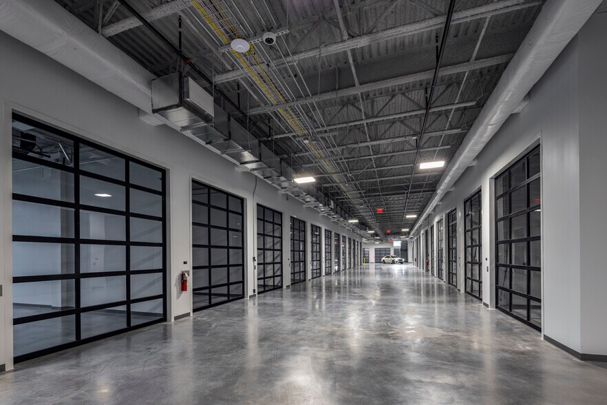 More Photos Of 4229 N FM 620 Hwy, Austin Showroom For Sale