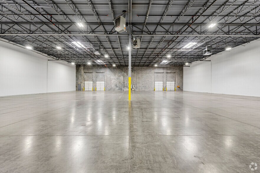 More Photos Of 420 A Pan American Dr, El Paso Unknown For Lease