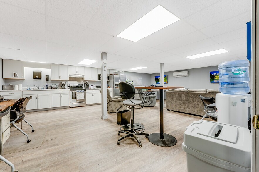 More Photos Of 1065 Greenbag Rd, Morgantown Industrial For Lease