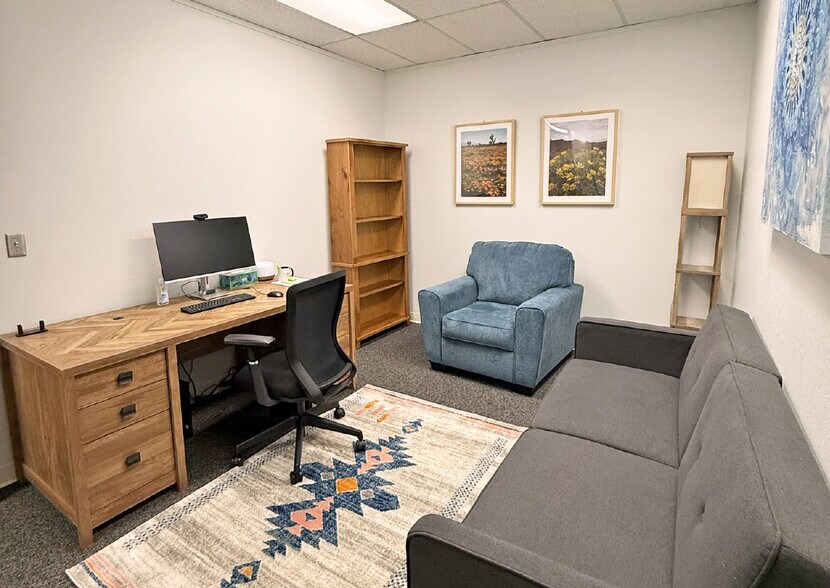 More Photos Of 6121 Indian School Rd NE, Albuquerque Office For Lease