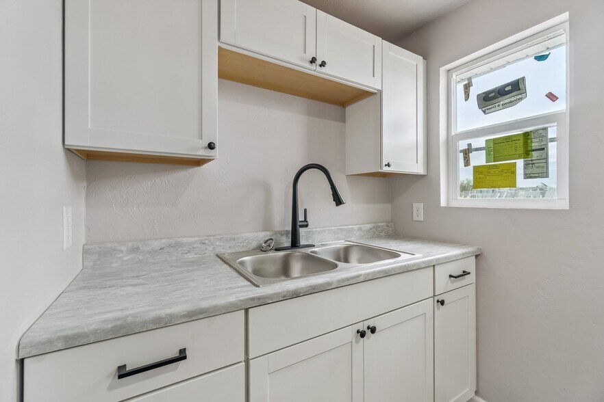 More Photos Of 740 Deans Row Ave, Norman Apartments For Sale