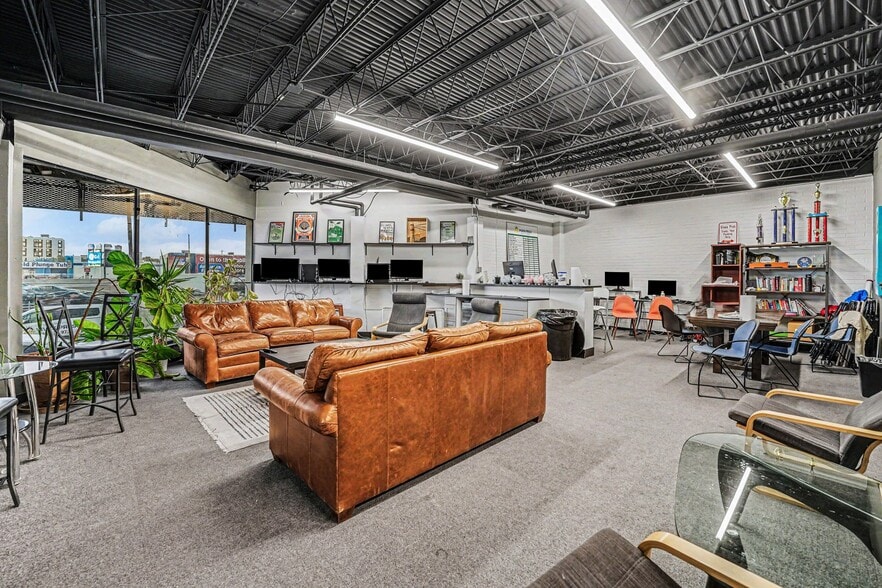 More Photos Of 1050 Yuma St, Denver Warehouse For Sale