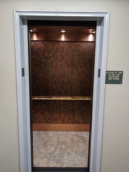 More Photos Of 53 N Park Ave, Rockville Centre Office For Lease