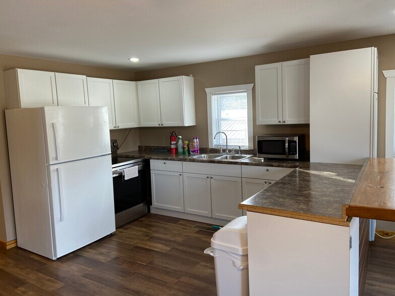 More Photos Of 451 Division St, Millville General Retail For Sale