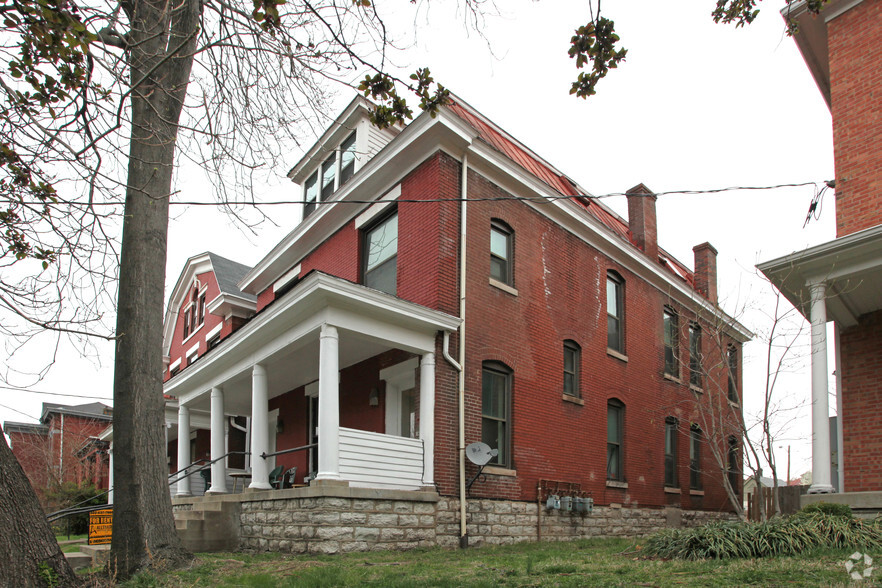 Primary Photo Of 1111 S 1st St, Louisville Apartments For Sale