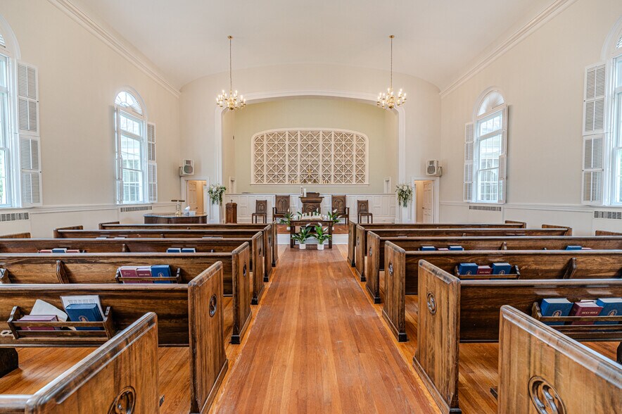 More Photos Of 211 Main st, Broadway Religious Facility For Sale