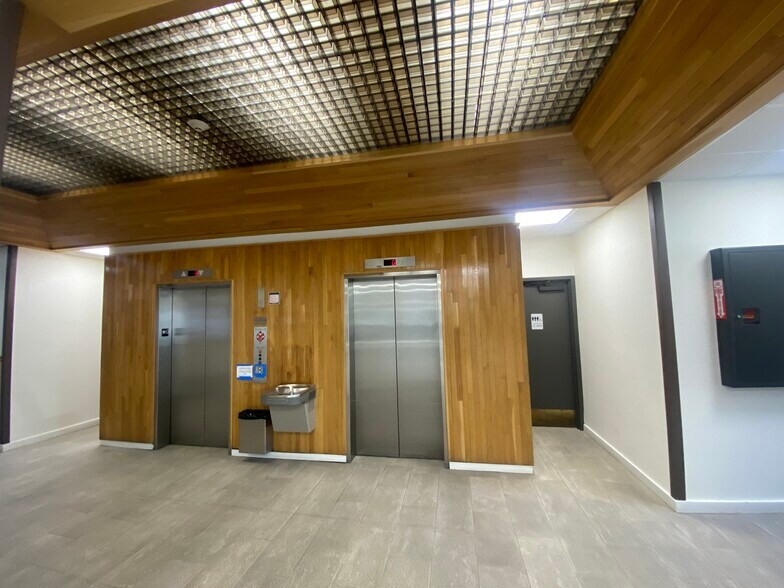 More Photos Of 236 W 6th St, Reno Medical For Lease