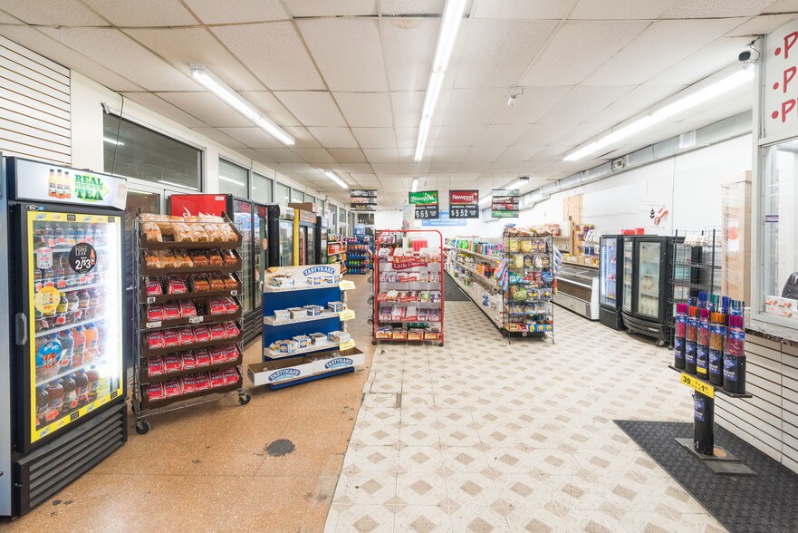 More Photos Of 5132 Park Heights Ave, Baltimore Storefront Retail Office For Lease