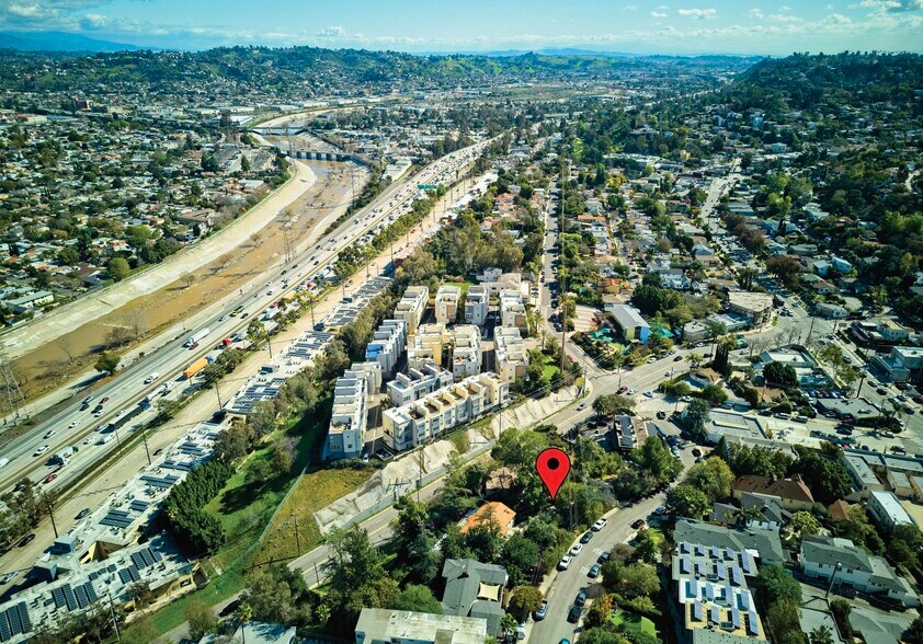 More Photos Of 2829 Waverly Dr, Los Angeles Land For Sale