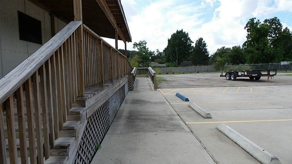 More Photos Of 4439 Pinemont Dr, Houston Land For Lease