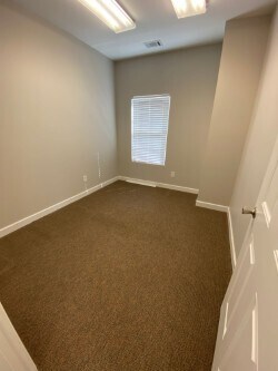 More Photos Of 1531 Hunt Club Blvd, Gallatin Office For Lease