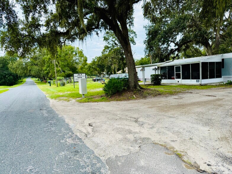 More Photos Of 6416 Black Dairy Rd, Seffner Manufactured Housing Mobile Home Park For Sale
