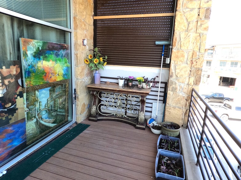 More Photos Of 2520 King Arthur Blvd, Lewisville Storefront For Sale