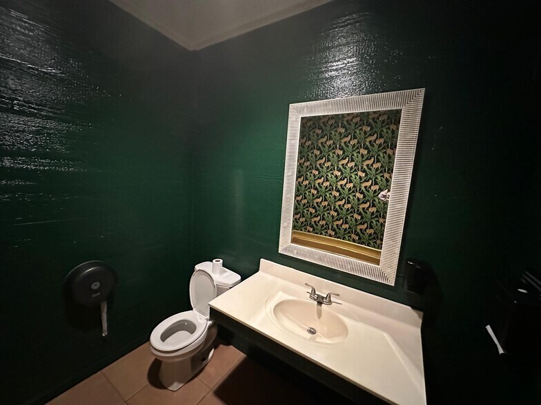 More Photos Of 6401 E 12th St, Kansas City Specialty For Sale