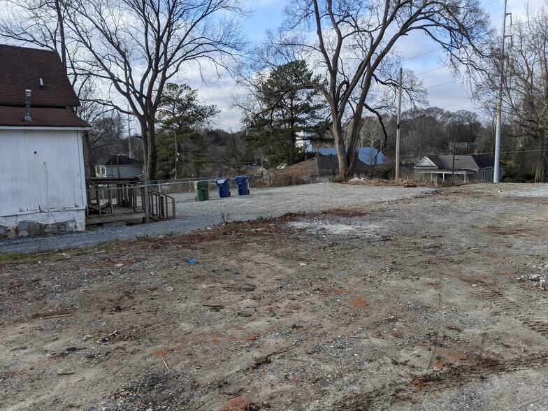 More Photos Of 699 Joseph E Boone Blvd NW, Atlanta Flex For Lease